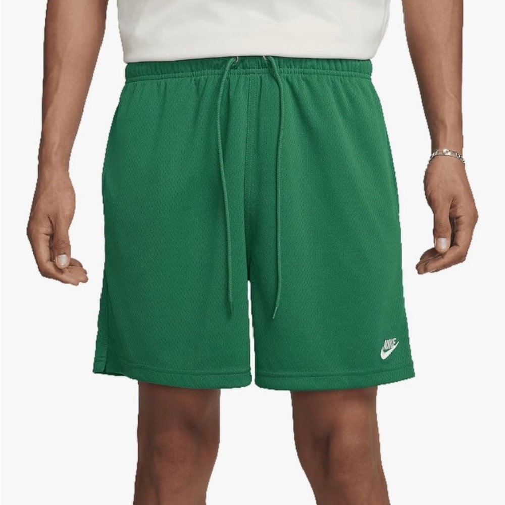 *NWT Nike Club Men's Mesh Flow Shorts (Malachite, FN3514-365)